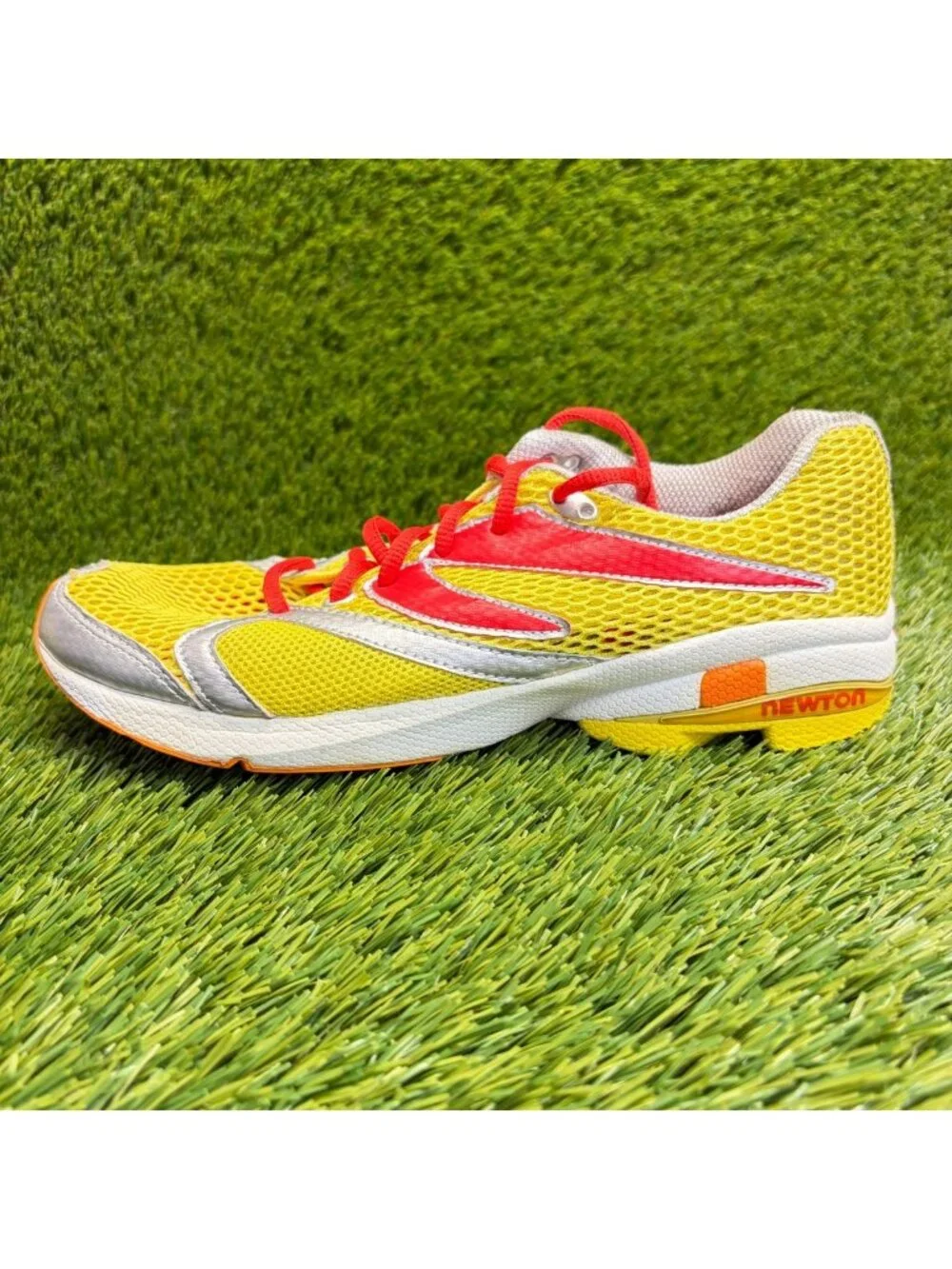 Newton Distance S Womens Size 8.5 Yellow Red Silver Running Shoes Sneakers